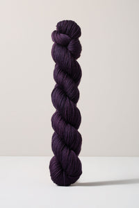 Urth Yarns 16 Fingering (16 Micron 100% Merino)