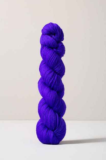 Urth Yarns 16 Fingering (16 Micron 100% Merino)