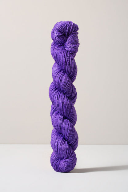Urth Yarns 16 Fingering (16 Micron 100% Merino)