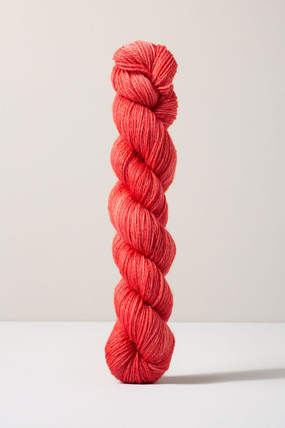 Urth Yarns 16 Fingering (16 Micron 100% Merino)