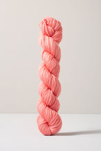 Load image into Gallery viewer, Urth Yarns 16 Fingering (16 Micron 100% Merino)
