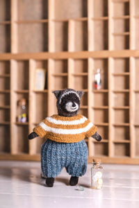 Mouche & Friends: Seamless Toys to Knit and Love by Cinthia Vallet