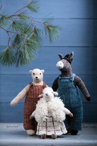 Mouche & Friends: Seamless Toys to Knit and Love by Cinthia Vallet