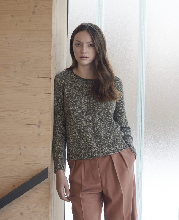 Isager Knit Patterns - YO (Yarn Over) Raglan Blouse by Helga Isager