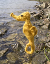 Load image into Gallery viewer, TOFT Mini Blanche the Seahorse